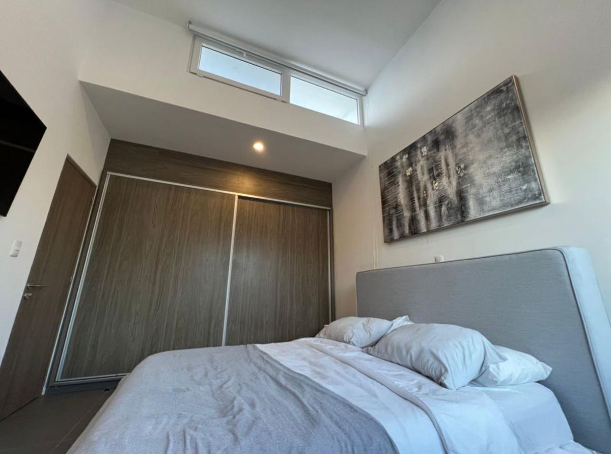 18 of 21: RECAMARA 3