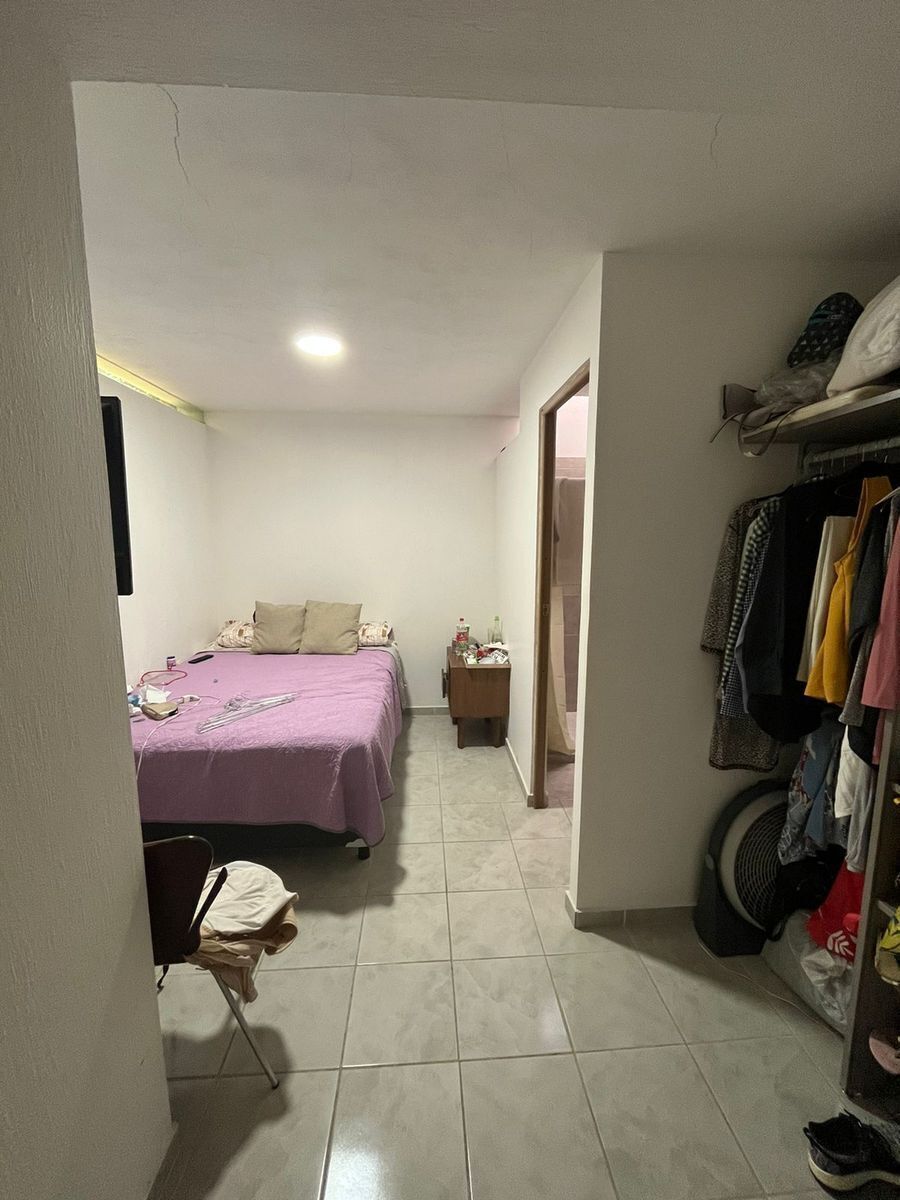 27 de 30: Cuarto de servicio 
