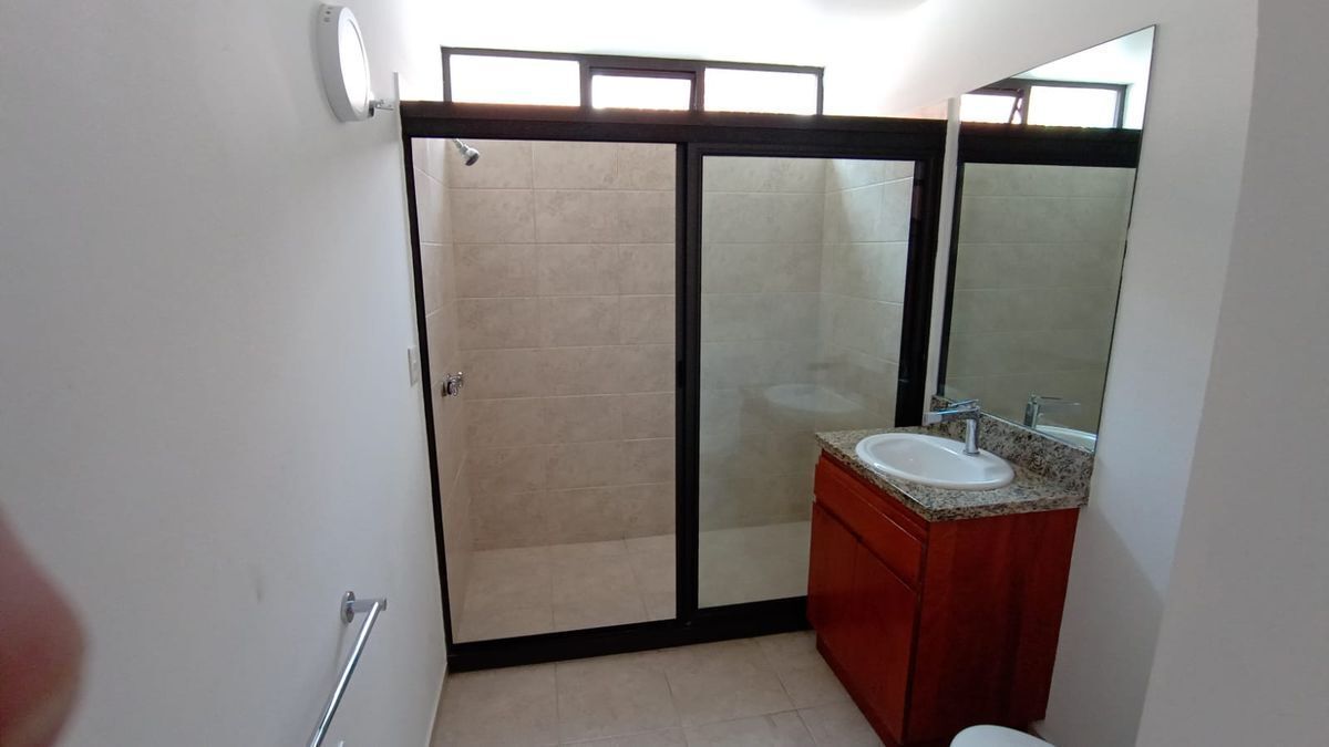 Baño Recàmara, foto 8 de 21