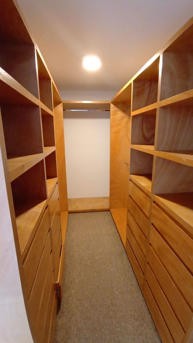 Vestidor Recamara principal, foto 13 de 21