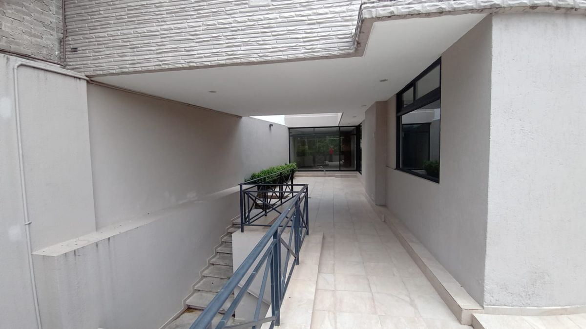 Pasillo Primer piso., foto 17 de 21