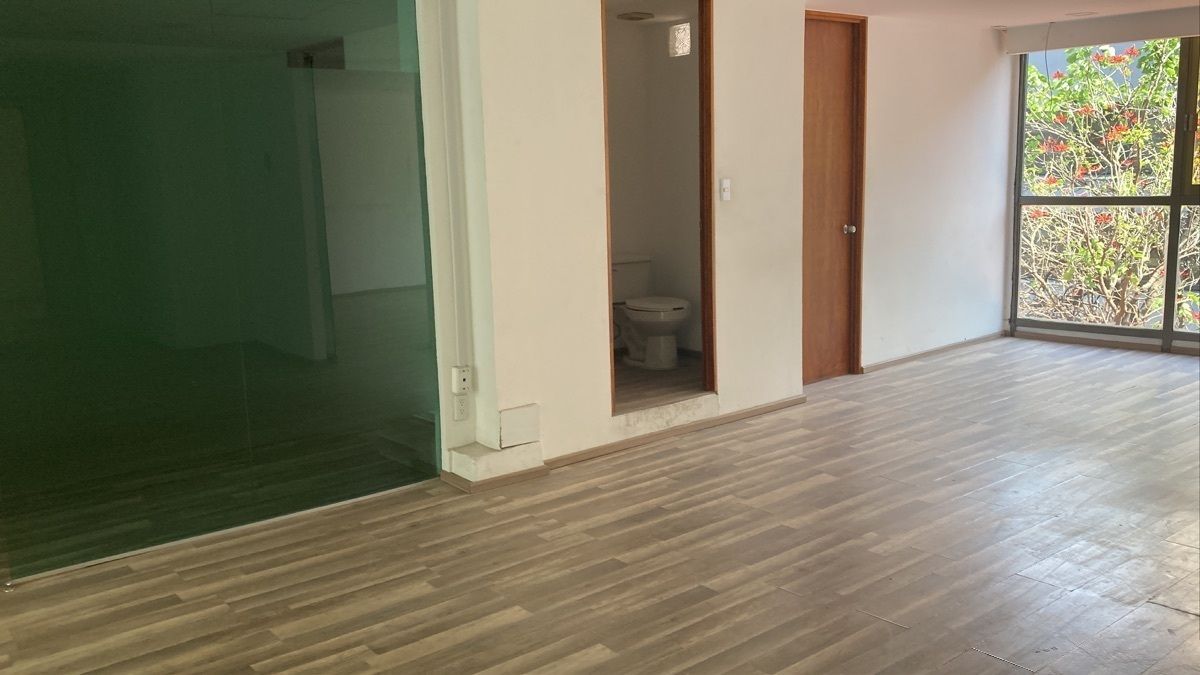 Office in Polanco V Sección, Miguel Hidalgo, photo 3 of 17