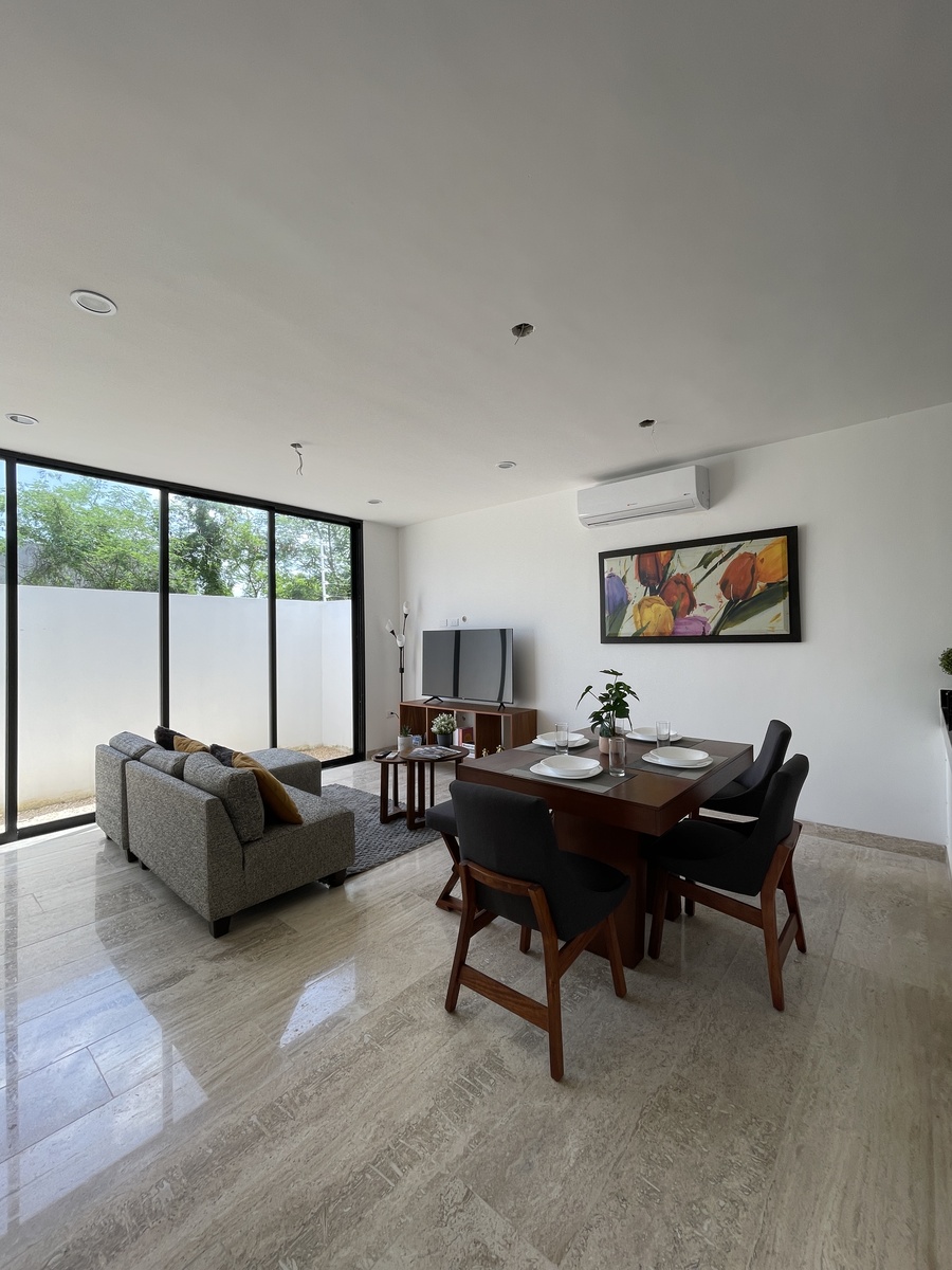 4 de 16: Comedor y Sala