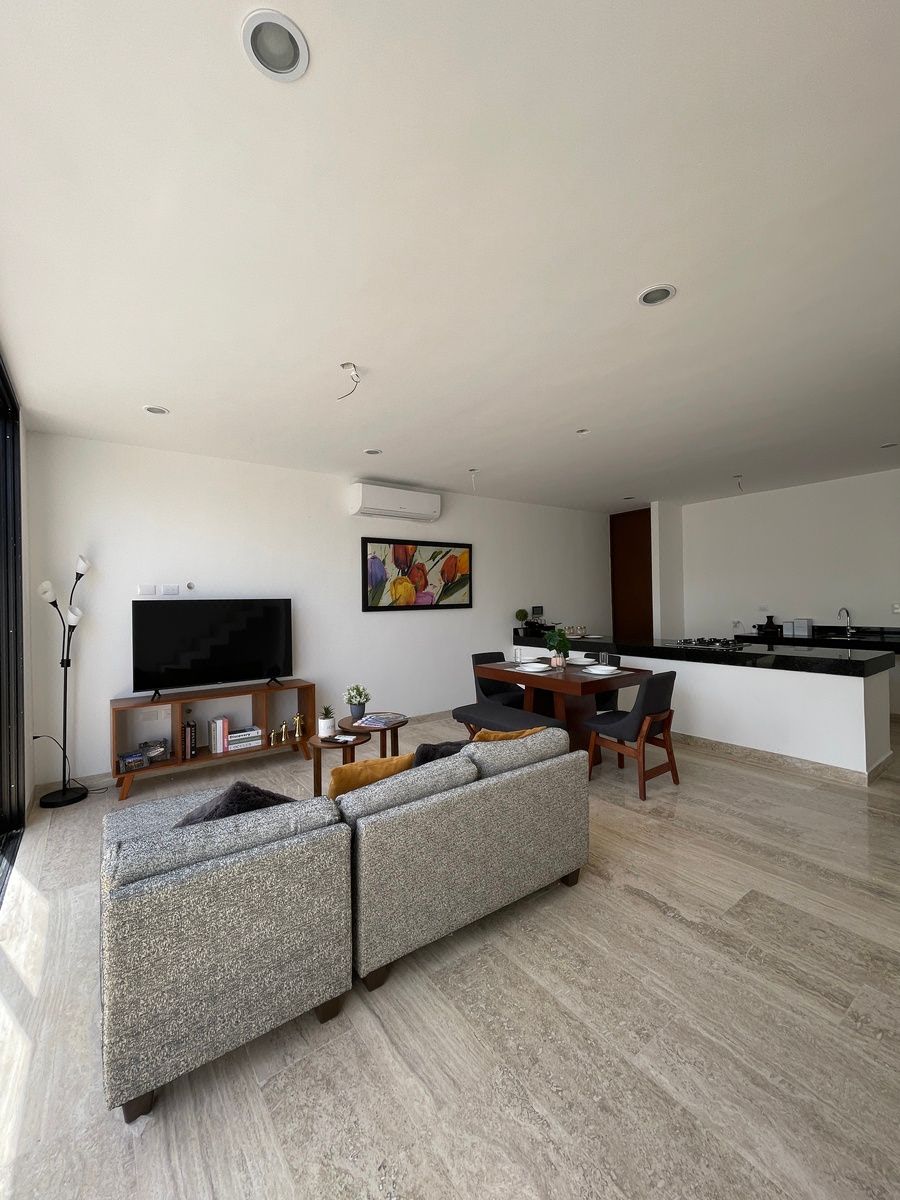 Townhouse en Venta de 2 Recámaras en Los Sauces 16, Cholul, Norte de Mérida