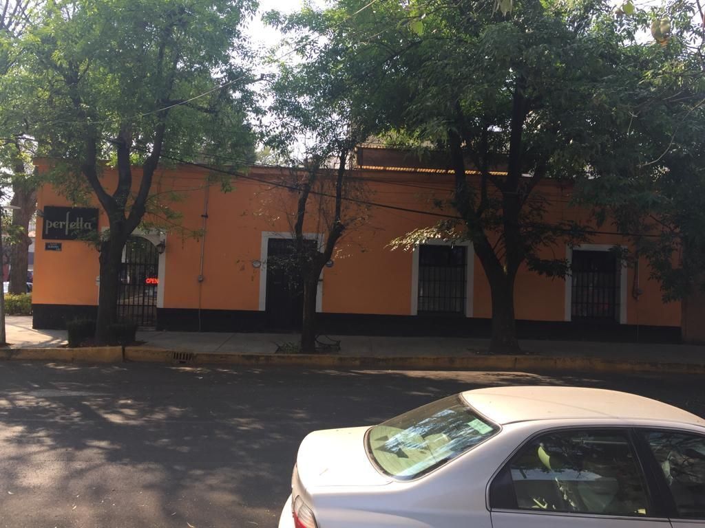 Casa en venta Coyoacán con local y oficina