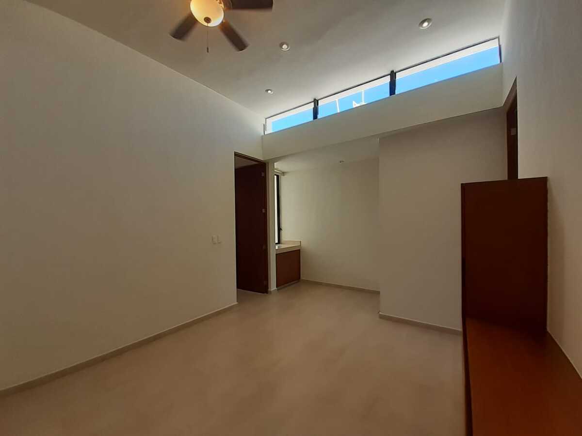 14 of 22: sala de tv