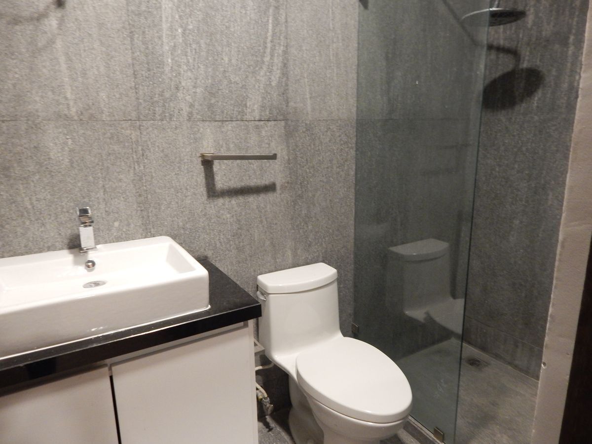 1 de 7: BAÑOS