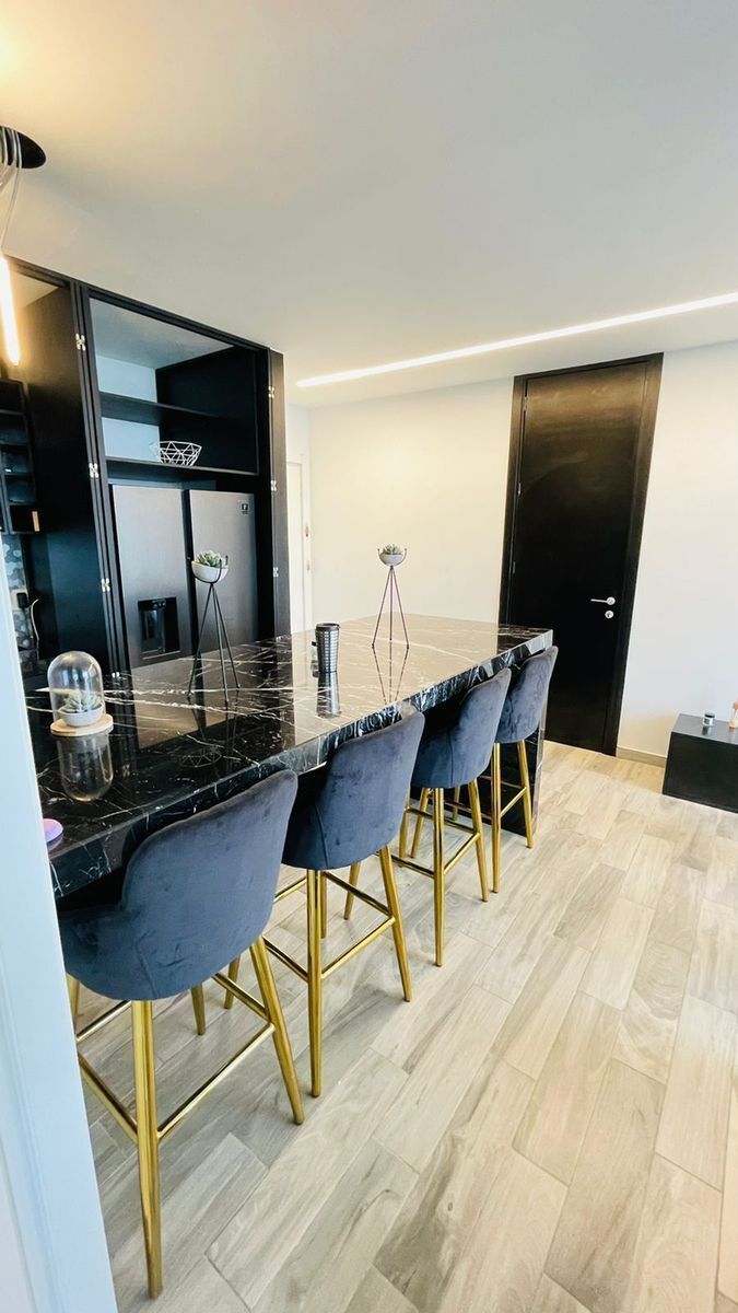 5 of 34: barra de la cocina