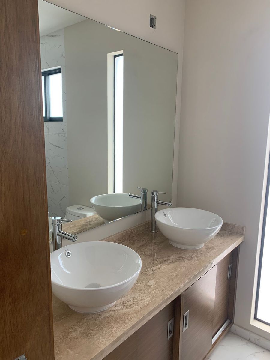 9 de 20: Baño recámara principal
