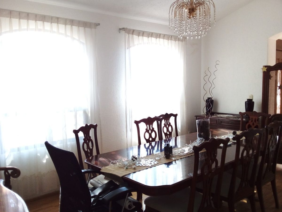 5 de 15: Casa en Venta Colonia Carretas Querétaro, excelente precio. 