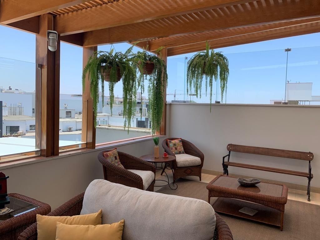 2 de 30: La terraza en el segundo piso.