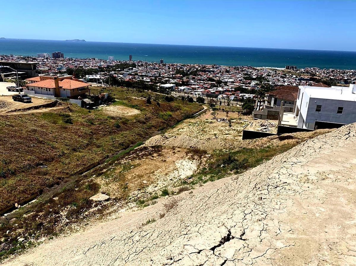 15 de 19: COSTA PACIFICO TERRENO ESQUINA