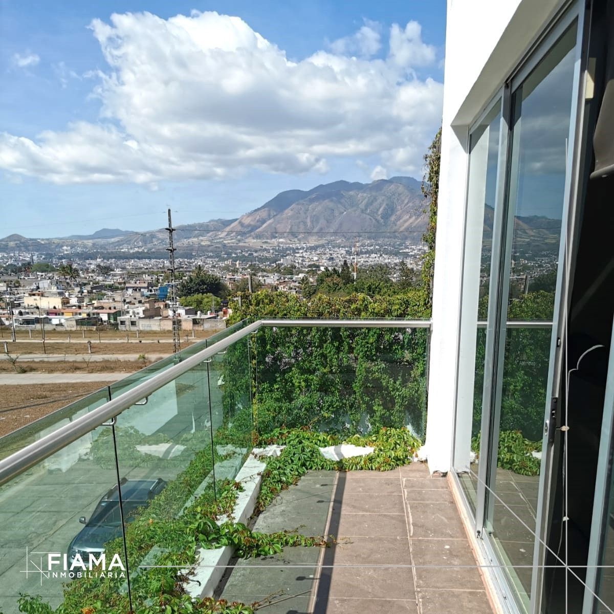 CASA AMUEBLADA EN RENTA, LOMAS DE LA CRUZ, TEPIC