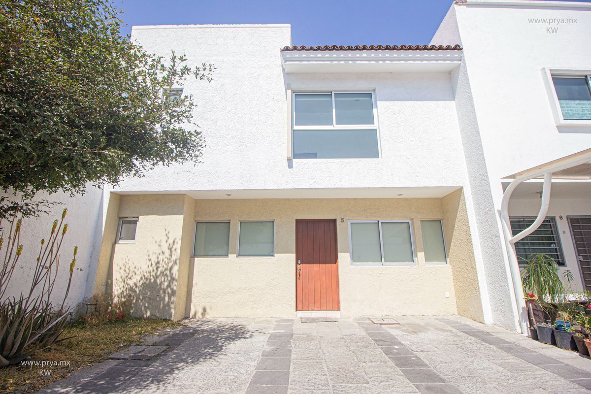 Casa en venta en Villas del Tepeyac, Zapopan | EasyBroker