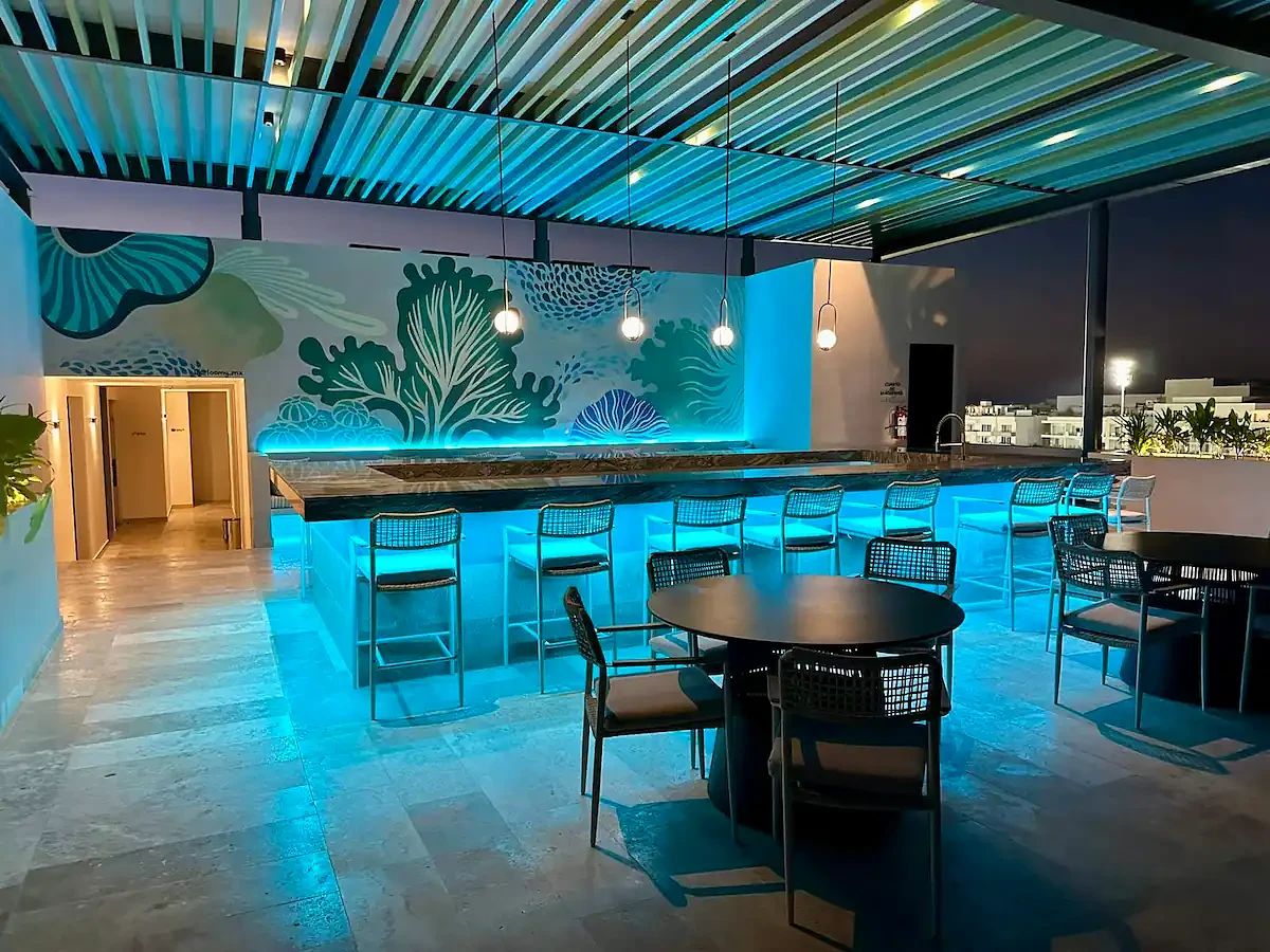 ALTRA LUXURY CONDO, photo 1 of 30