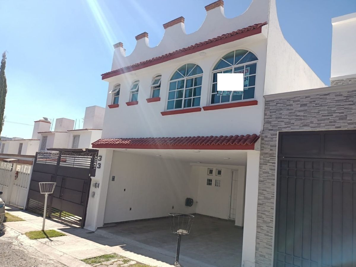 CASA EN VENTA EN MISIÓN MARIANA, 3 REC.,  BAÑOS, PATIO, 2 AUTOS.