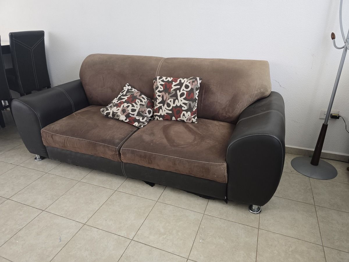 2 de 22: Sala
