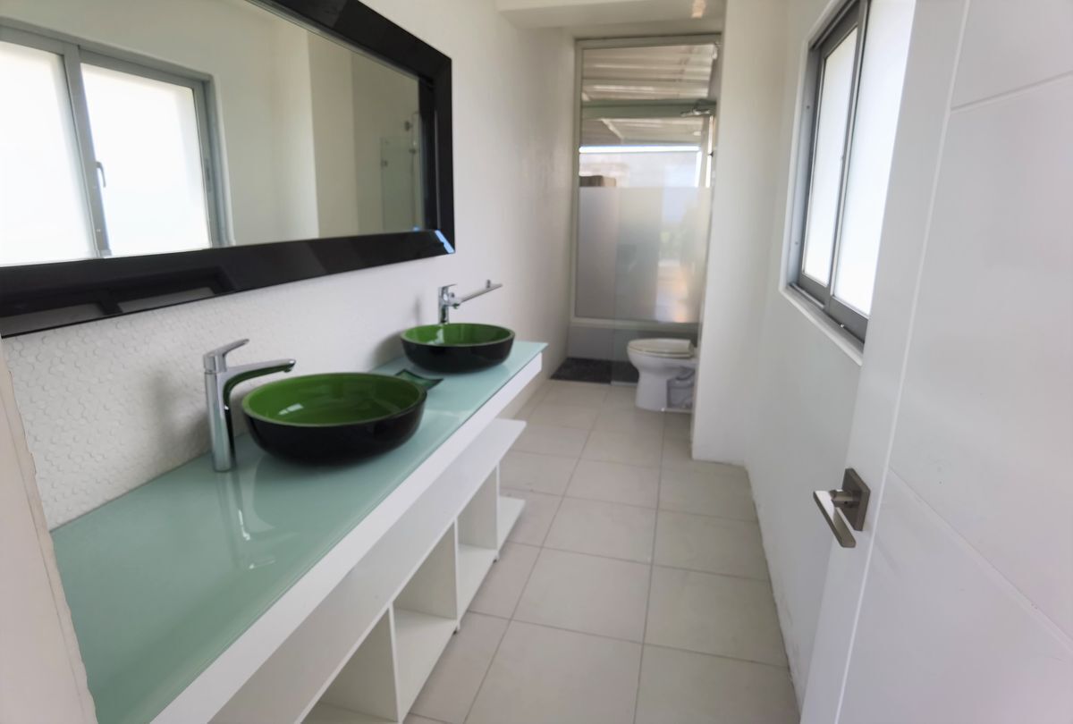 17 de 24: Baño Hab Principal