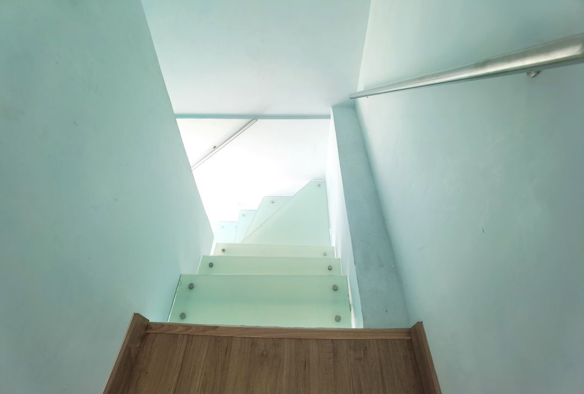 20 de 24: Escaleras