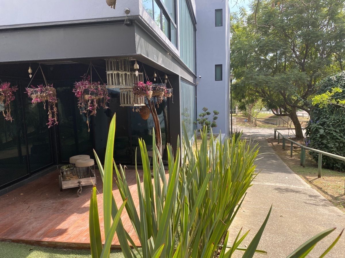 otra terraza junto a la sala, foto 8 de 31