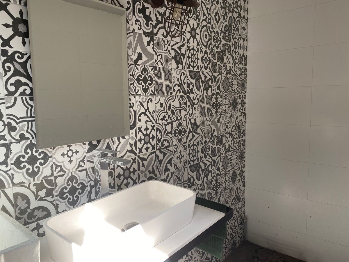 medio baño al ingreso, foto 10 de 31