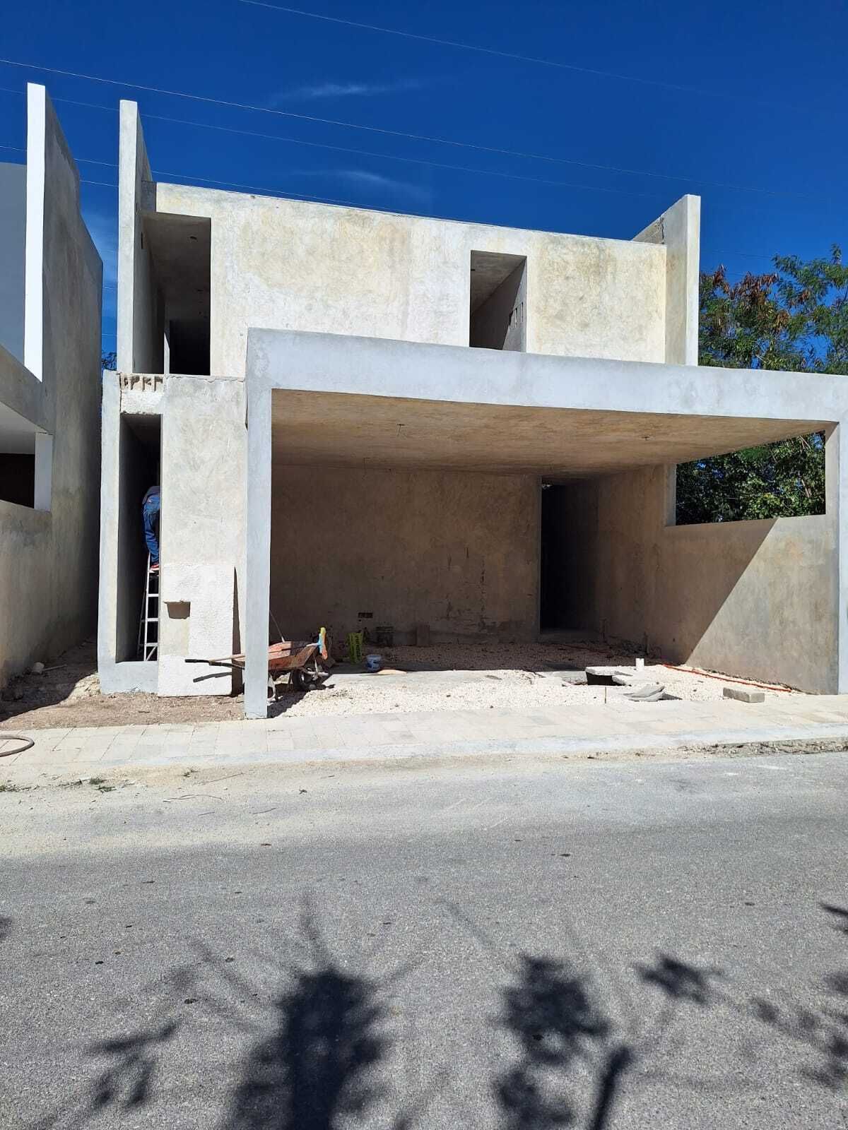 VENTA DE INCREIBLE TOWNHOUSE, XCANATUN