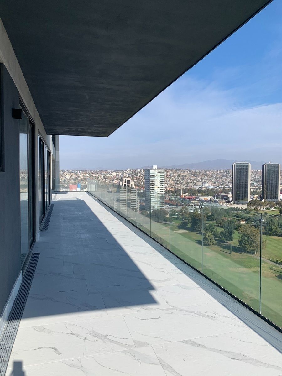 1 of 21: Bello Departamento  con dominante vista y amplia terraza al 