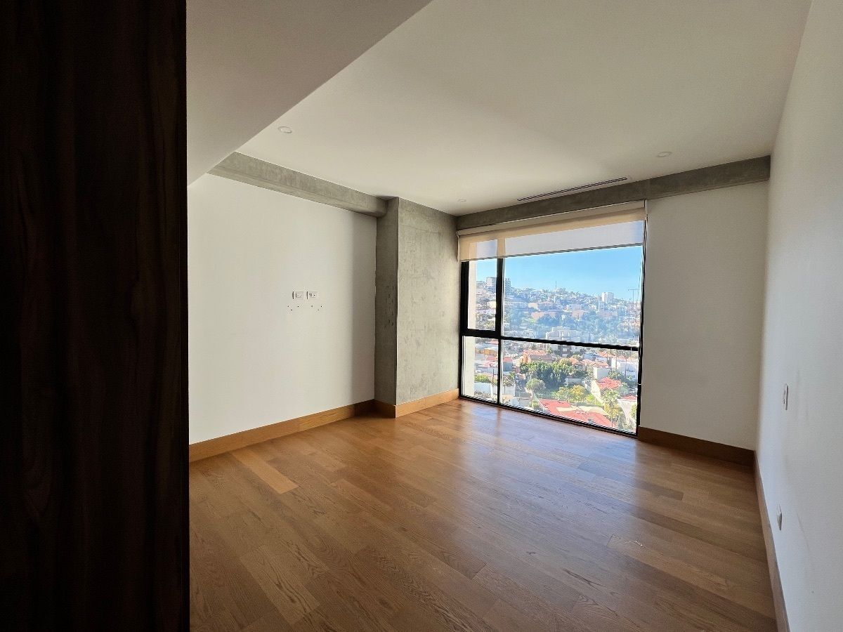 8 of 21: Recabará 2 con closet empotrado 