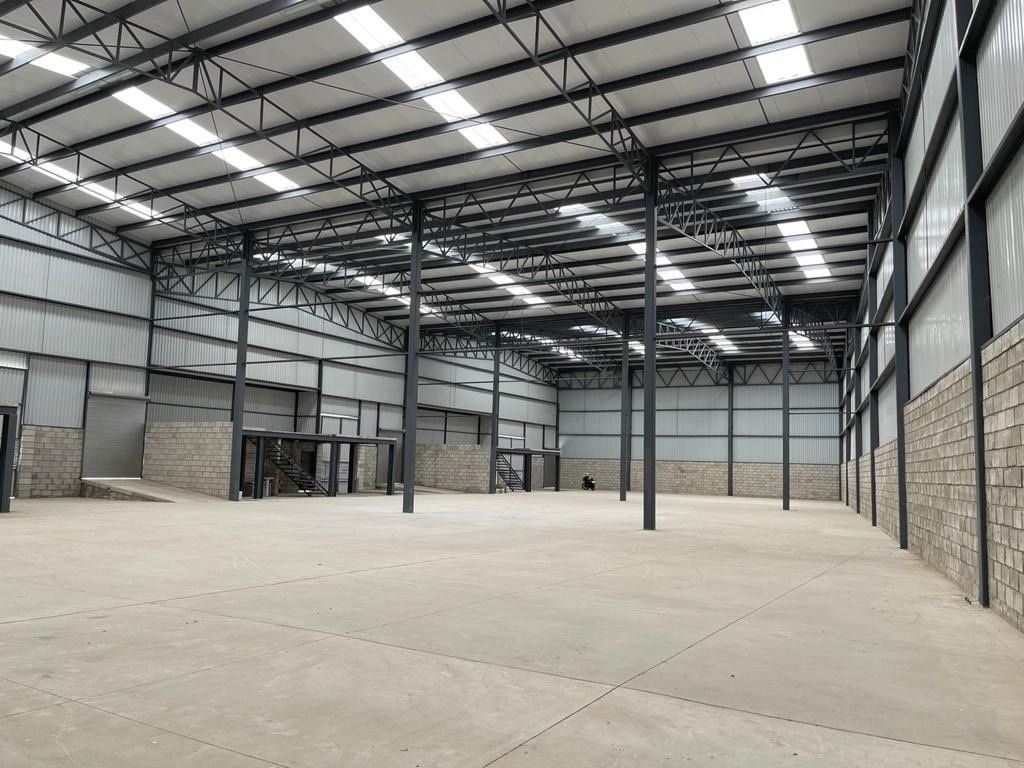 Industrial Warehouse in San Sebastián El Grande, Tlajomulco de Zúñiga, photo 5 of 8