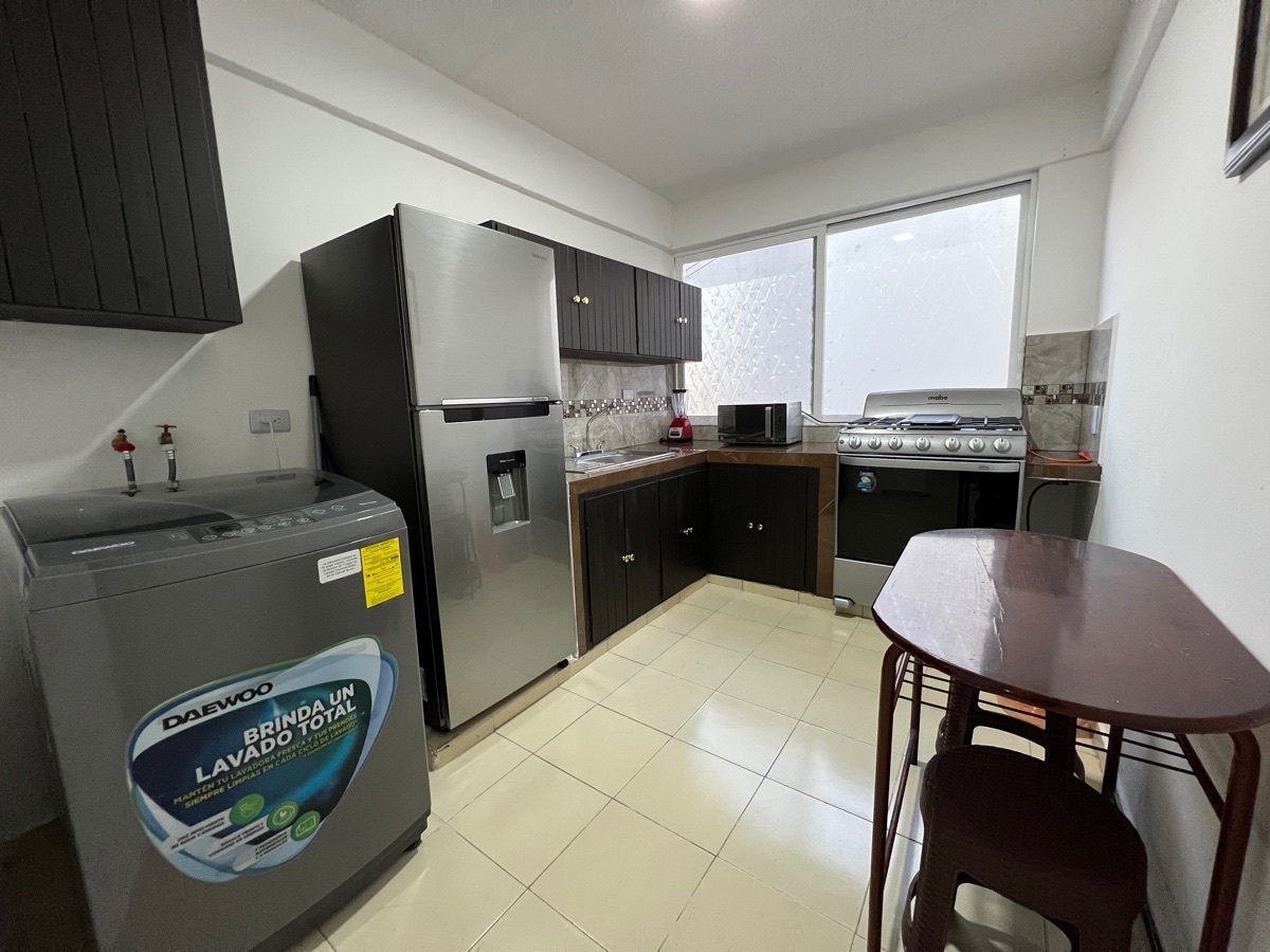 9 de 28: Cocina | Desayunador