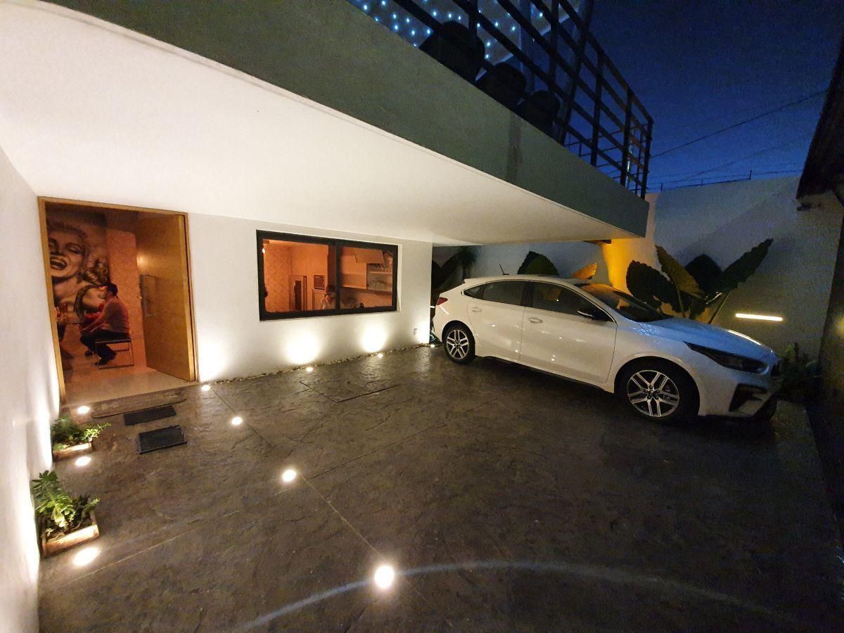 Casa En Venta En Colonia Jardines De La Paz, Guadalajara, Jalisco