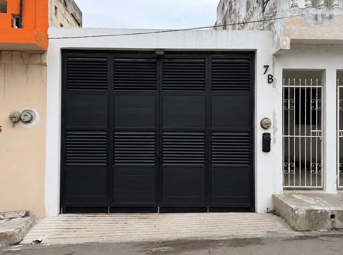 PARA ALUGAR - CASA MOBILIADA COM DOIS QUARTOS E GARAGEM, COL. SAN JOSE, foto 1 de 20