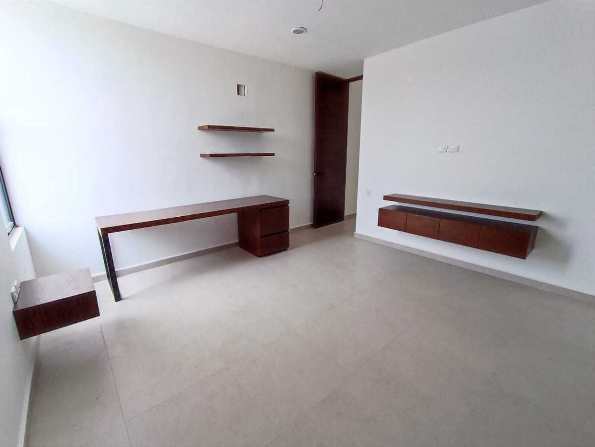7 de 13: Segunda Habitación