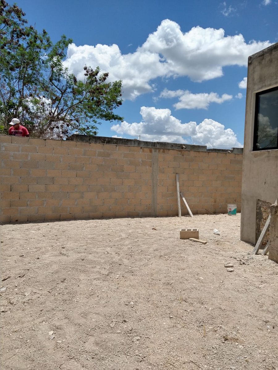4 de 22: Patio amplio casa en venta en Los aguacates, Tizimín
