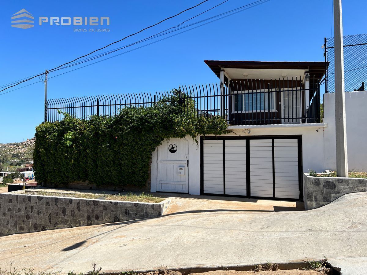 CASA EN VENTA - LOS LAURELES TECATE