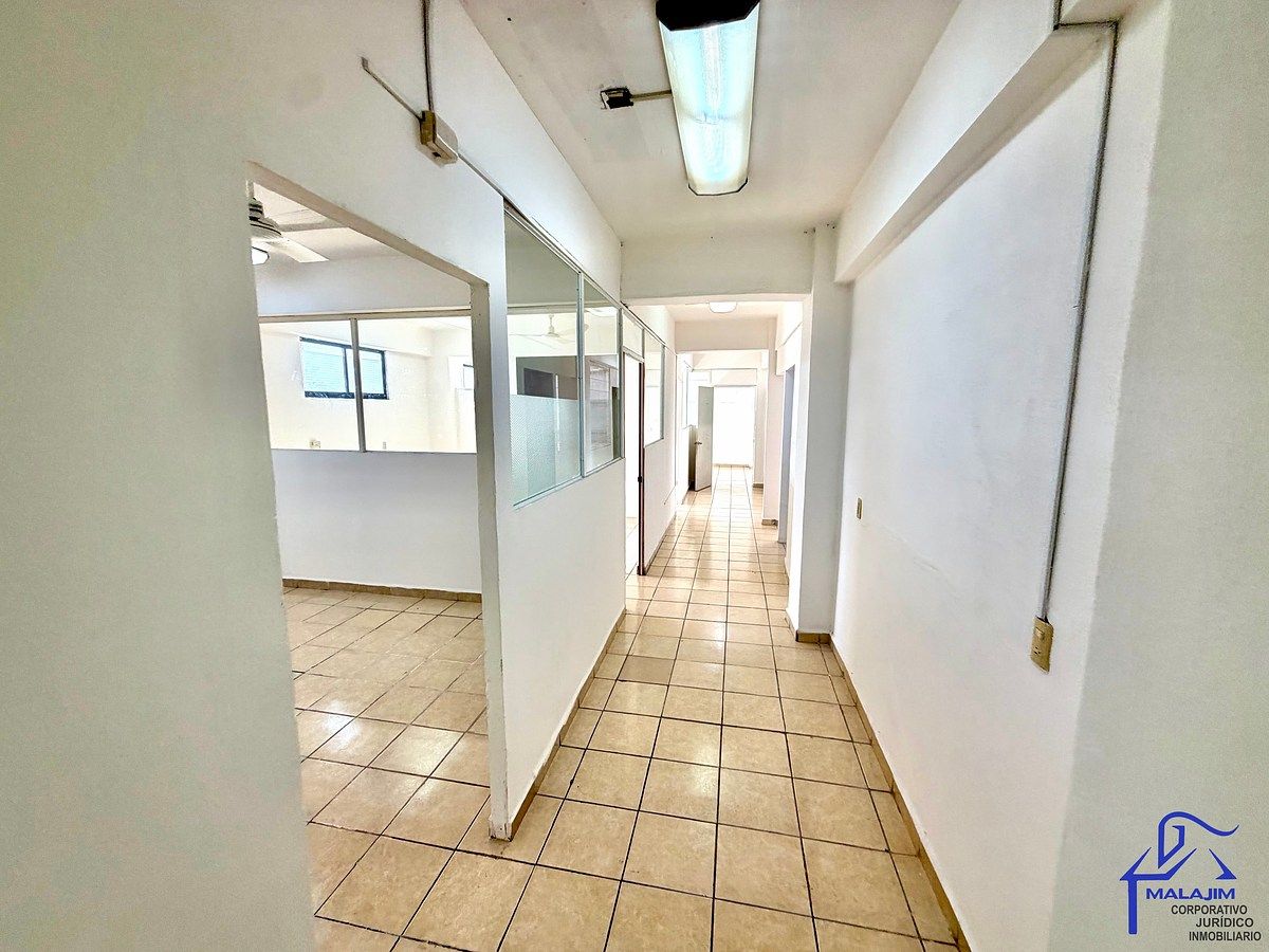 Edificio en Jardines de Tuxtla, Tuxtla Gutiérrez, foto 28 de 44