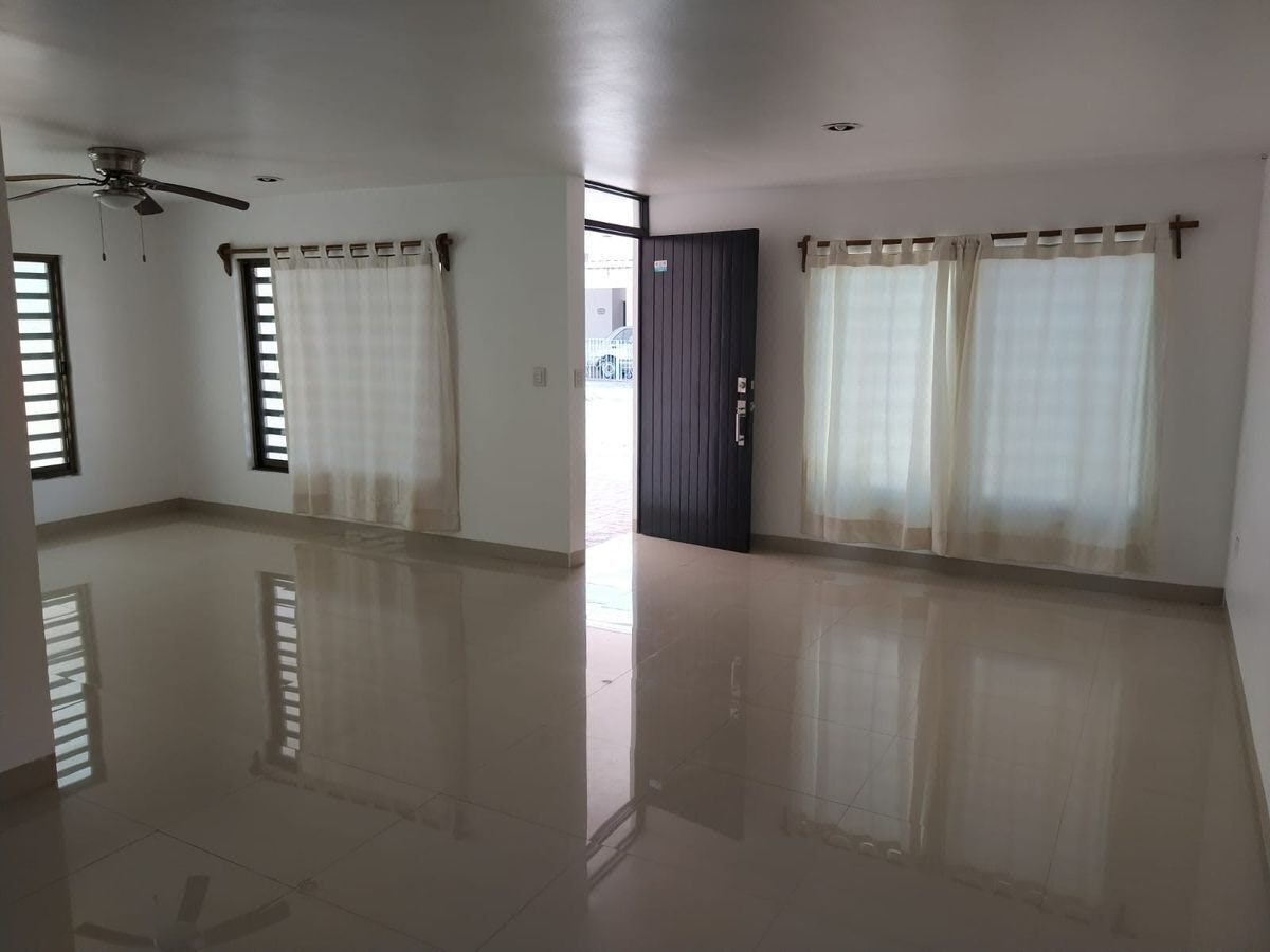Casa en Prado Norte, Mérida, foto 4 de 18