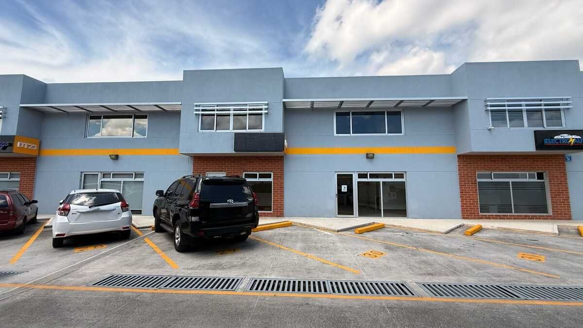Bodega en Alquiler Distribodegas 5 Parque Industrial Las Tunas zona 4 de Mixco, foto 1 de 22