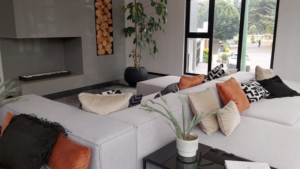 7 of 34: Fire Place lounge