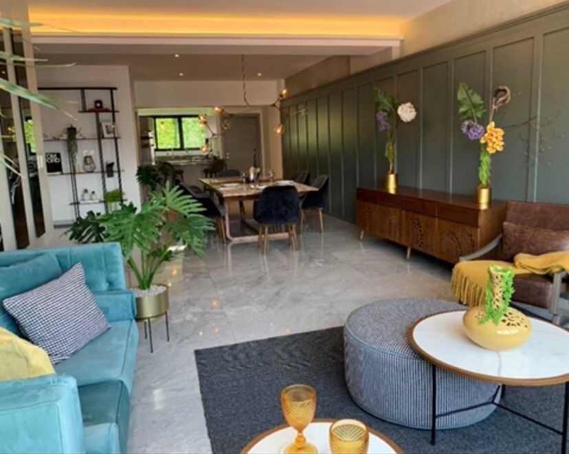 8 of 34: Amplia y cómoda estancia