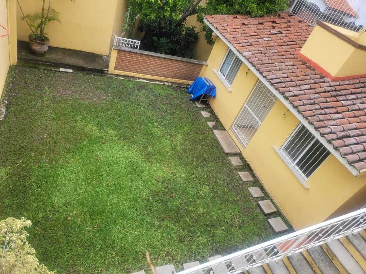 2 de 16
