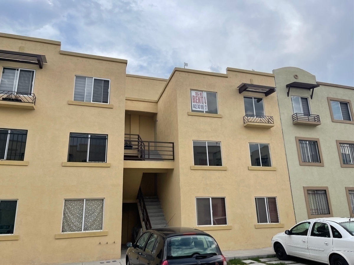 1 of 8: Edificio