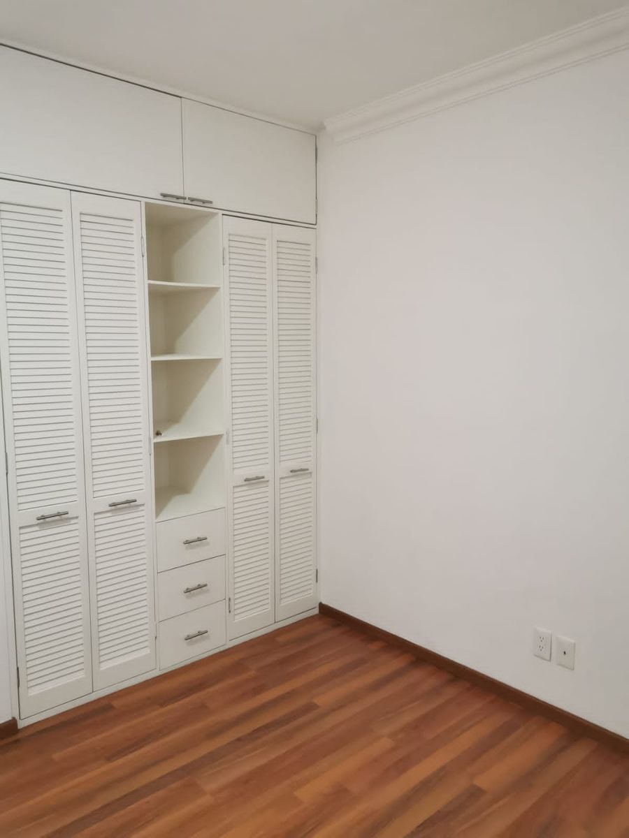 10 de 35: CLOSET