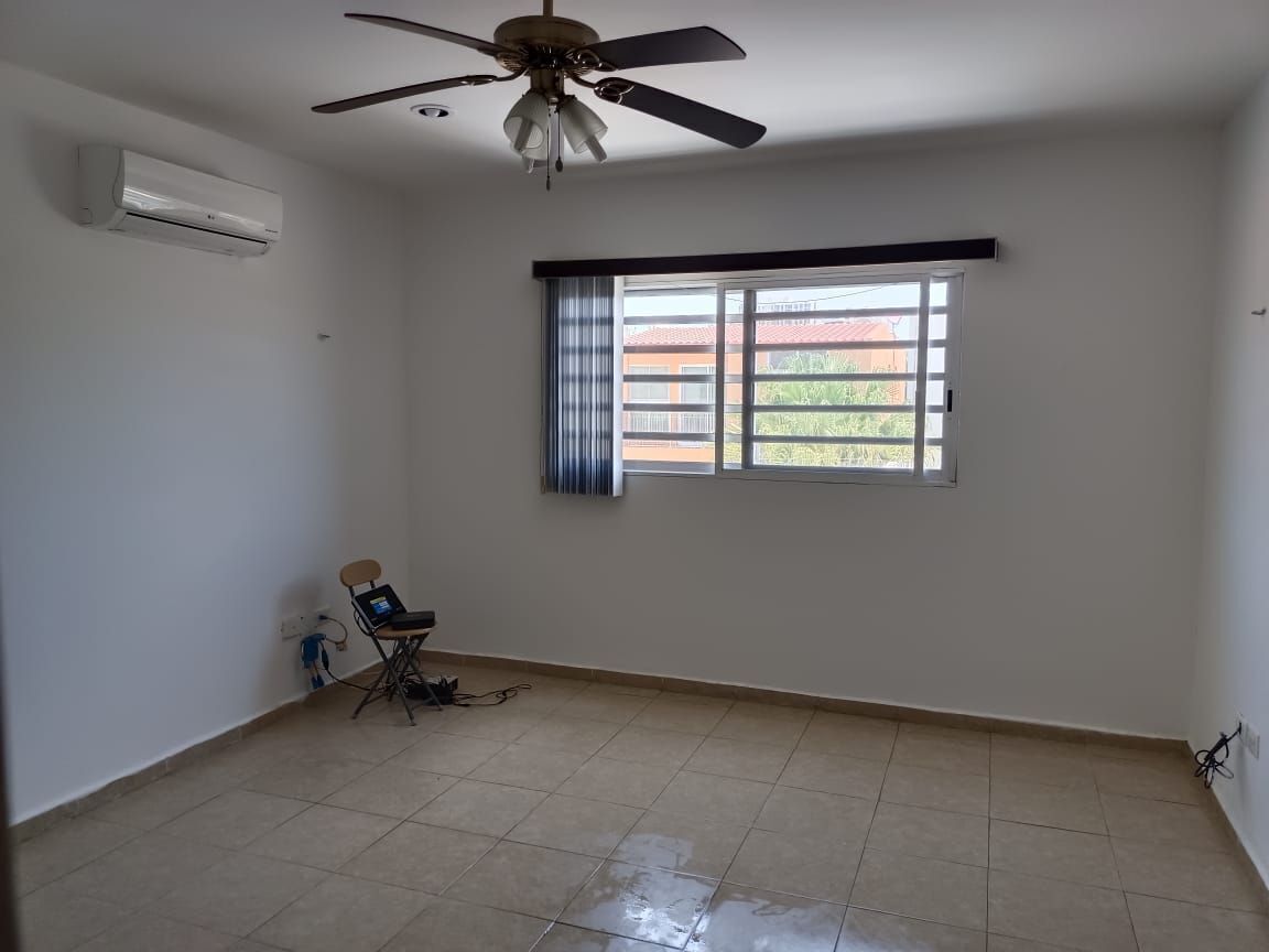 23 of 28: Recámara secundaria