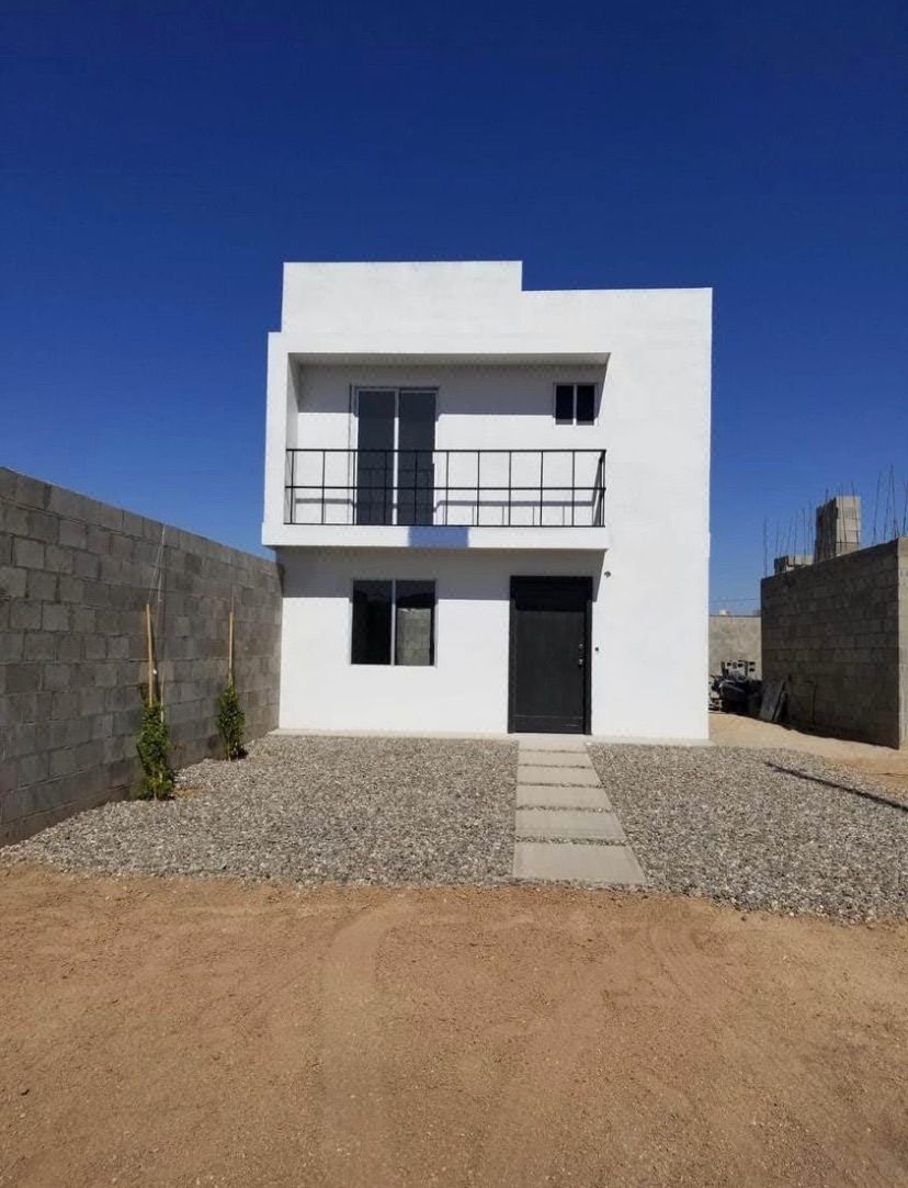 Se Vende Hermosa Casa Nueva en Loma Linda