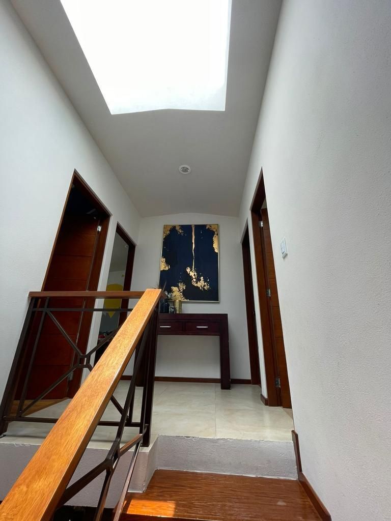 7 de 18: Escaleras