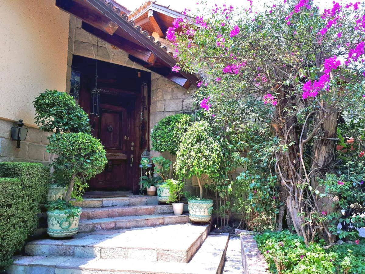 VENTA CASA BOSQUES DE LAS LOMAS BOSQUE DE SAUCES - foto 1