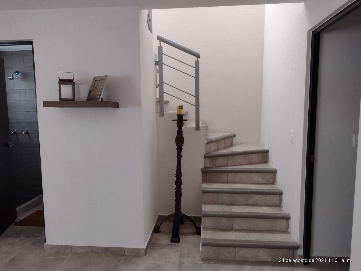 Escaleras planta Alta