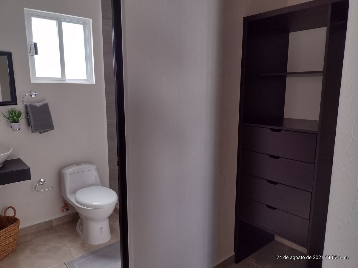 Baño Completo recamara principal