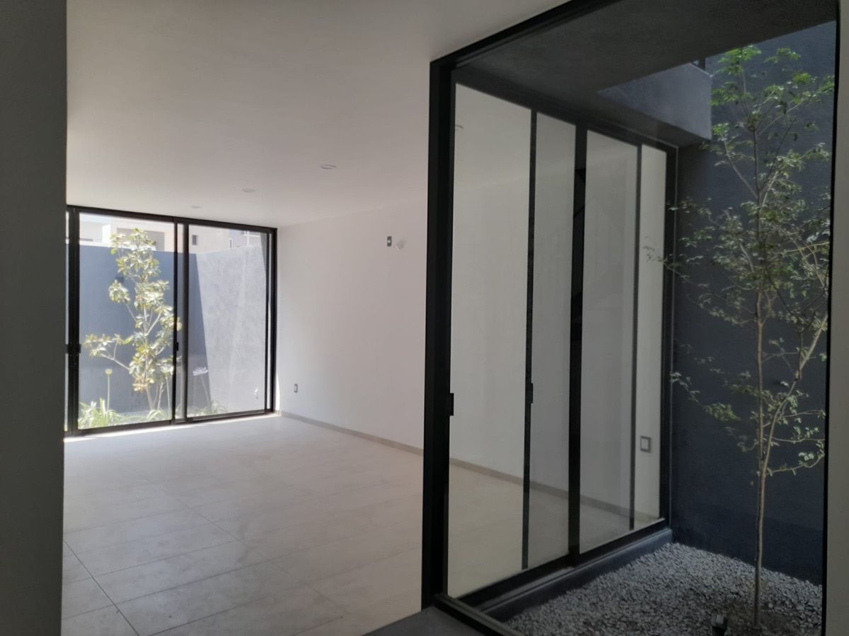 3 de 18: Sala Comedor